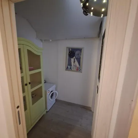 Grand F2 60mq Centre Antibes, Proche Plages, Commerces, 2 Balcons, Parking, Train, Bus, Deco Vintage, Pet Friendly Apartment Antibes