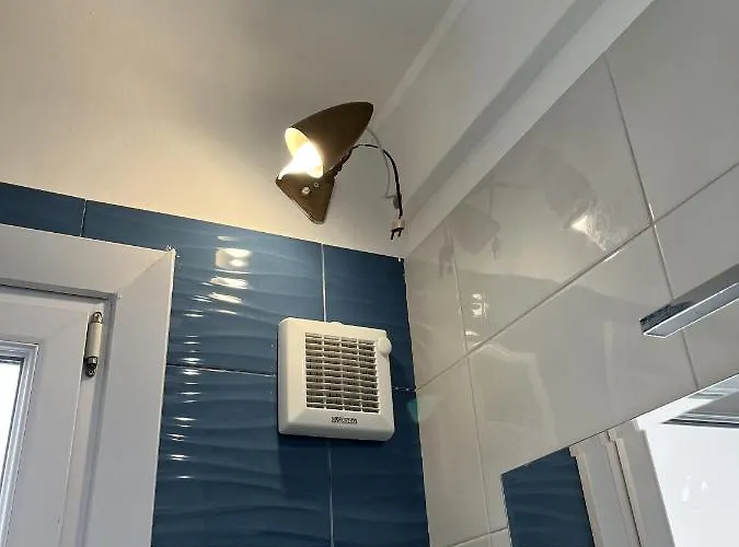 Appartamento Grand F2 60mq Centre Antibes, Proche Plages, Commerces, 2 Balcons, Parking, Train, Bus, Deco Vintage, Pet Friendly