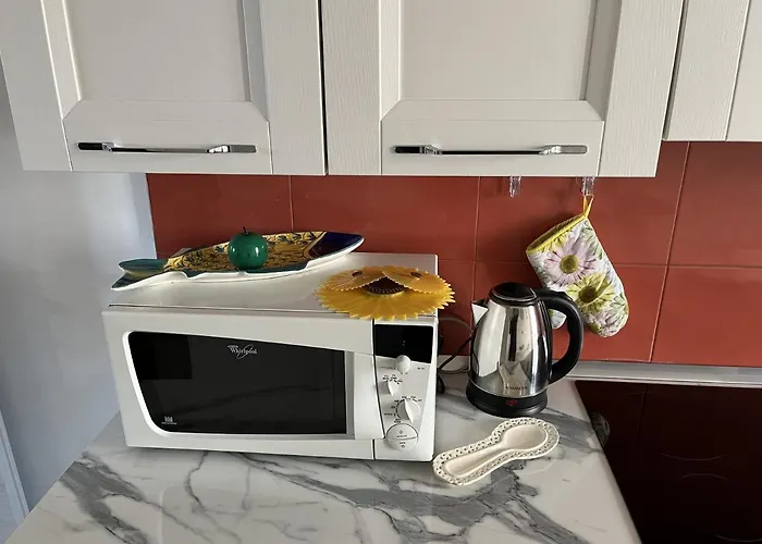 Appartamento Grand F2 60mq Centre Antibes, Proche Plages, Commerces, 2 Balcons, Parking, Train, Bus, Deco Vintage, Pet Friendly Antibes